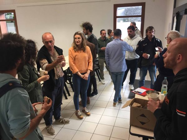 Place aux jeunes dans le bâtiment